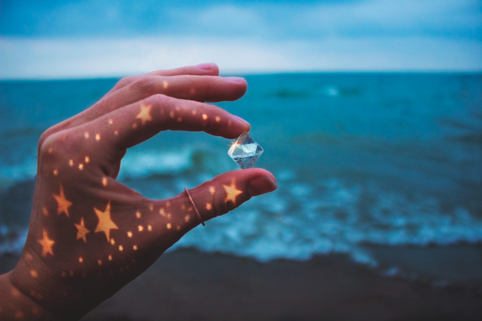 What to do with your Crystals on a New Moon – Spirit Magicka