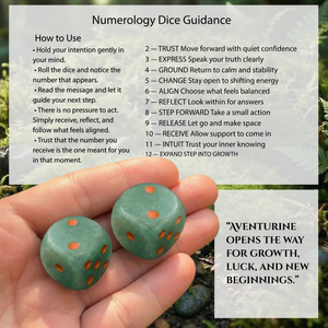 🎲 Green Aventurine — Intention & Decision Dice