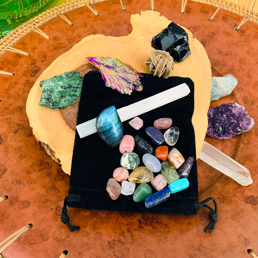 29 Crystal Specimen Collection – Spirit Magicka