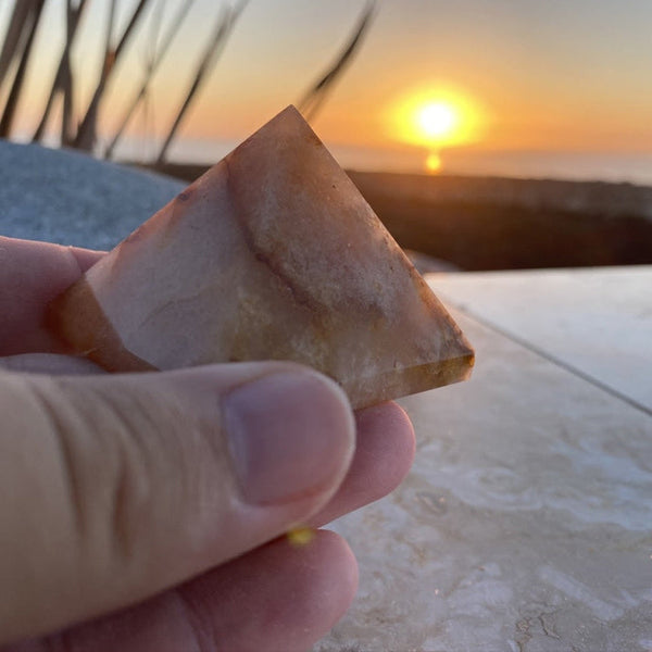 Cherry Agate Pyramid (Size: Medium) - pyramids