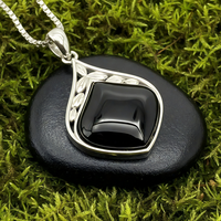 Z ARRON DESIGN Collier avec pendentif en fil de cuivre et pierre de lune Serenity