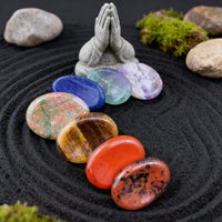 Set chakra Don't Worry Stones + borsa in velluto