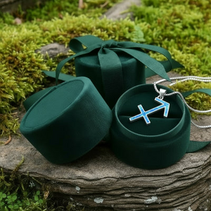 Z ARRON DESIGN Serenity Moonstone kobbertråd anheng halskjede