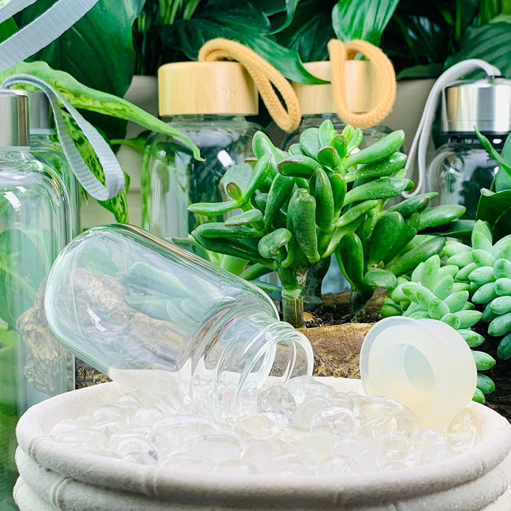 Quartz Gem Pod Water Bottle 💧 – Spirit Magicka