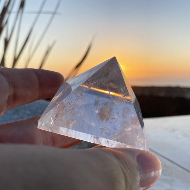 Quartz Pyramid - Medium – Spirit Magicka