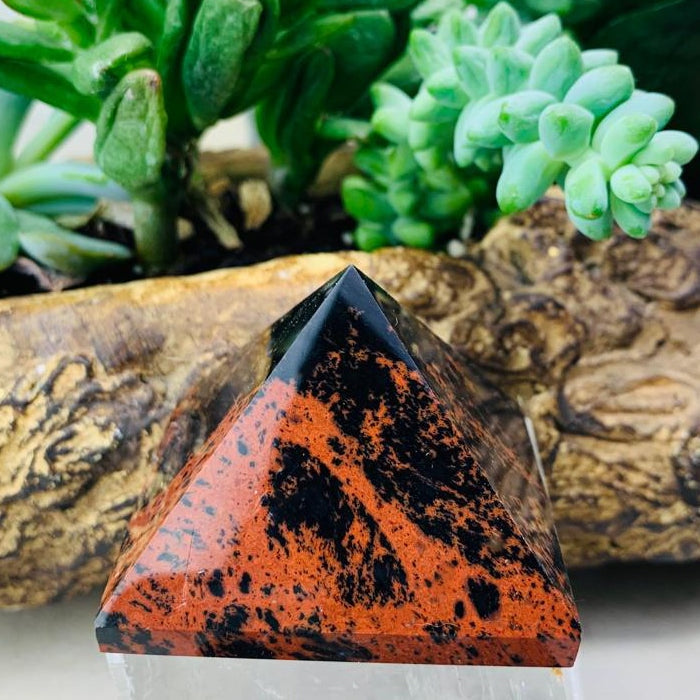 Red Obsidian Pyramid - Medium - pyramids