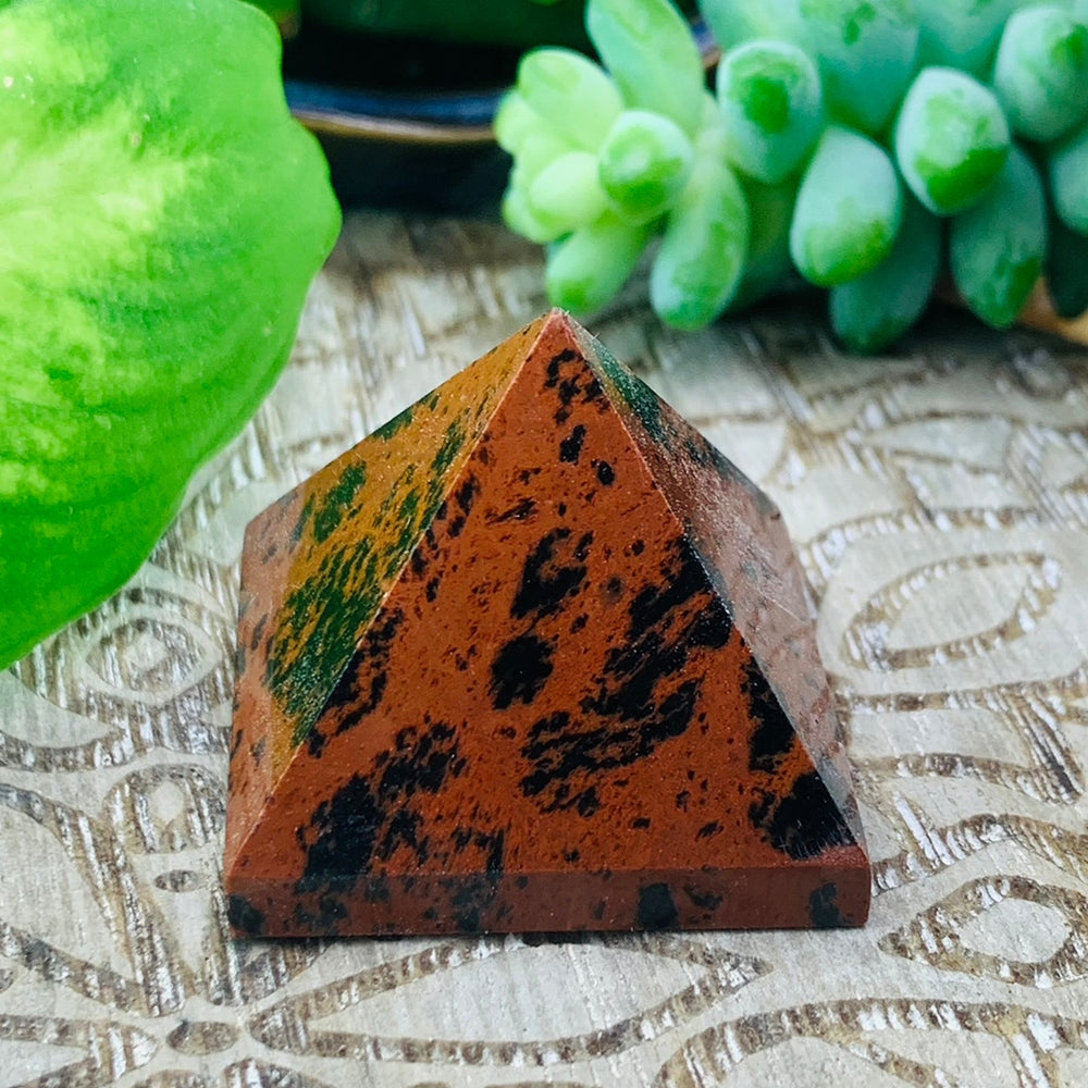 Red Obsidian Pyramid - Small – Spirit Magicka