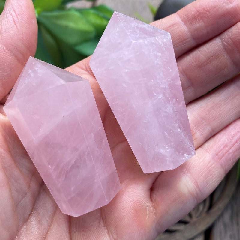 Rose Quartz Diamond Cut Crystal - generator