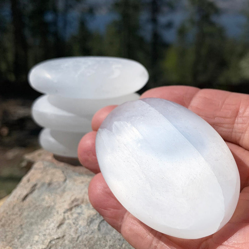 CONCOURS GRATUIT ! Selenite Palmstone - (Payez simplement les frais d’expédition)