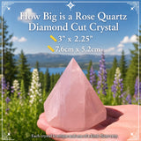 Cristal de cuarzo rosa con talla de diamante