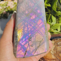 Grand (1,74 lb) Purple Flash Labradorite Freeform (article n ° 1011)