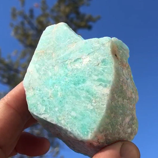 Pierre brute d'amazonite (moyenne)